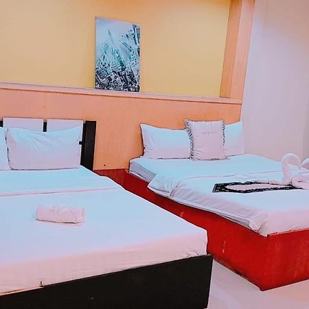 New Pind Balluchi Inn Pattaya Buitenkant foto